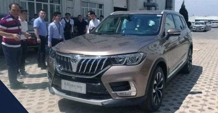 Glitter V7 2017 Brilliance lipulaev crossover