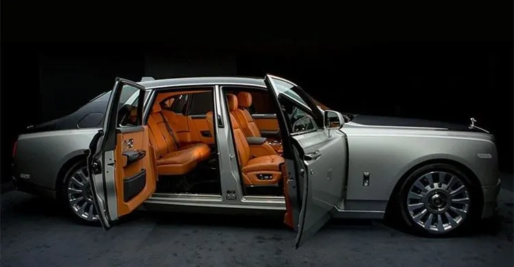 Rolls-Royce Phantom 2018 – den 8:e generationen av de bästa bilarna i världen.