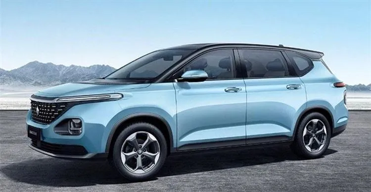 Baojun RM-5 2019 – innovative Chinese crosswan