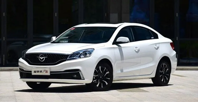 Famille Haima F5 2018 – Haima F5 berline chinoise économique