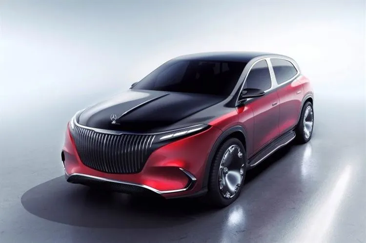Mercedes-Maybach EQS: ungewöhnliche Proportionen, lackierter „Grill“ und abgeflachtes Lenkrad