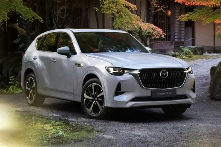 Uus krossover Mazda CX-60 tõstis kaubamärgi tipptasemele