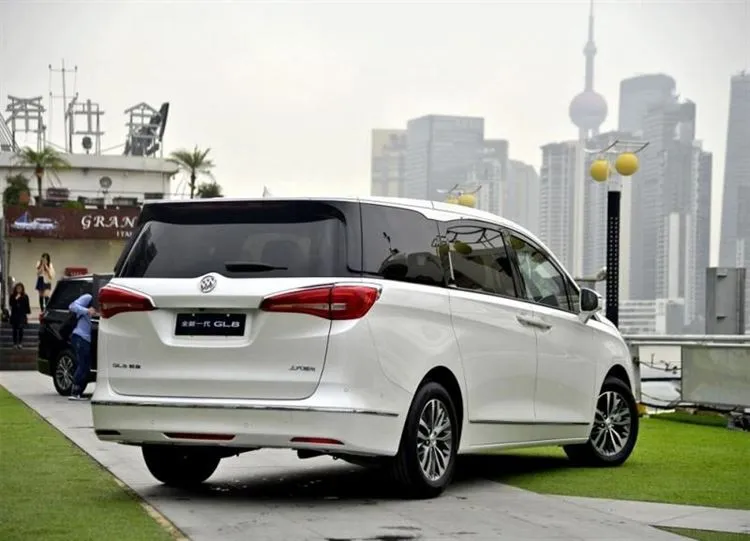 2017 Buick GL8 Plastic Luxury Minivan für China