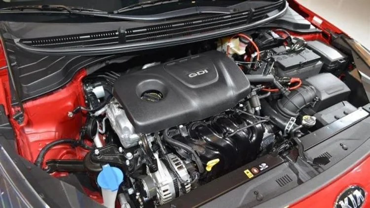 Was ist besser - Ford Focus oder Kia Rio: Vergleich, Spezifikationen, Ausstattung, deklarierte Leistung, Vor- und Nachteile von Autos