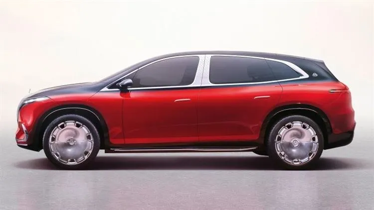 Mercedes-Maybach EQS: ungewöhnliche Proportionen, lackierter „Grill“ und abgeflachtes Lenkrad