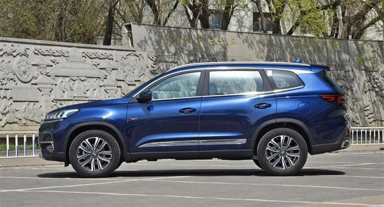 Chery Tiggo 8 2020 - crossover mis à jour Chery Tiggo 8