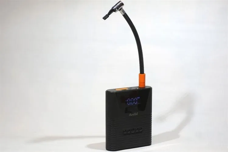 Arrancador, compresor y power bank en una botella
