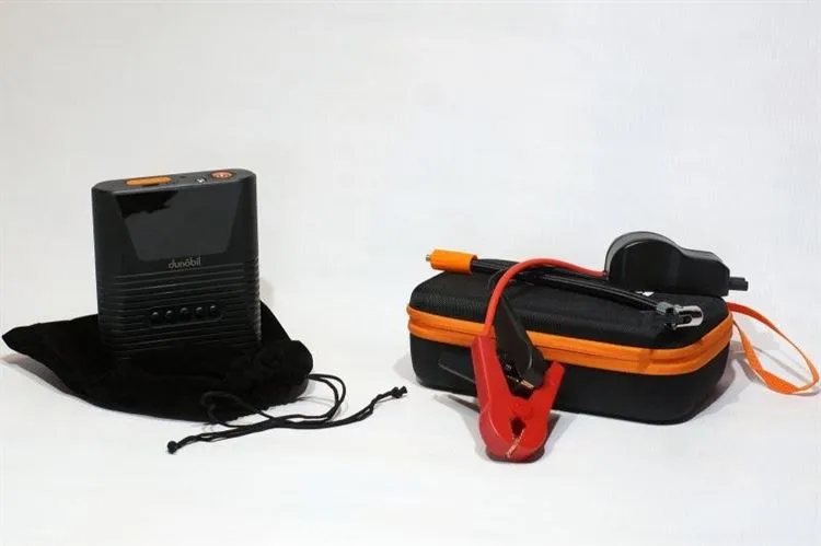 Arrancador, compresor y power bank en una botella