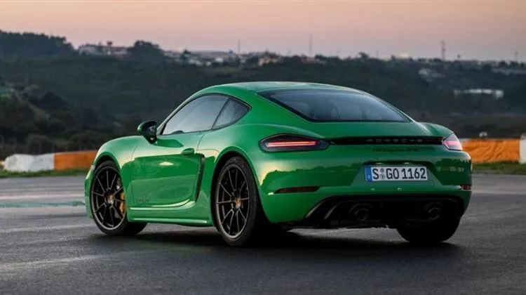 Porsche valmistelee 718 Caymanille seuraajaa, joka siirtyy sähköiseen vetovoimaan: ensimmäinen kuva