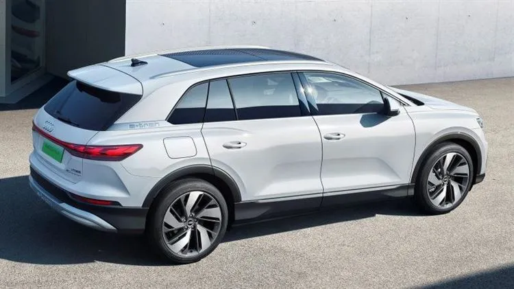 Audi Q5 e-tron: veel üks pikendatud ja kallis Hiina eksklusiivne 6-7 inimesele