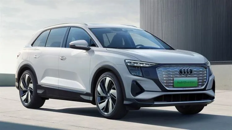 Audi Q5 e-tron: veel üks pikendatud ja kallis Hiina eksklusiivne 6-7 inimesele