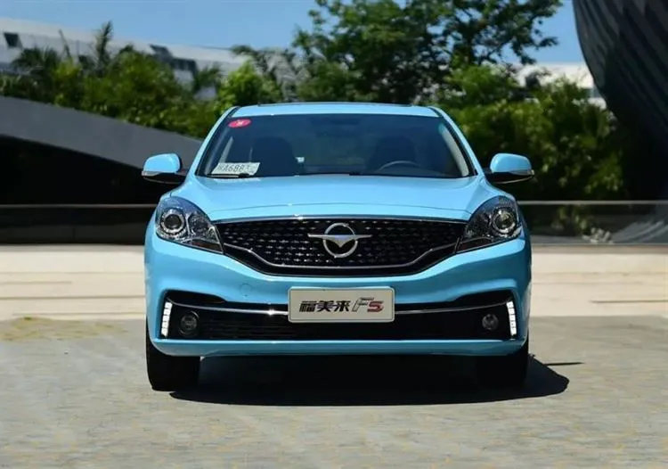 Famille Haima F5 2018 - Haima F5 berline chinoise économique