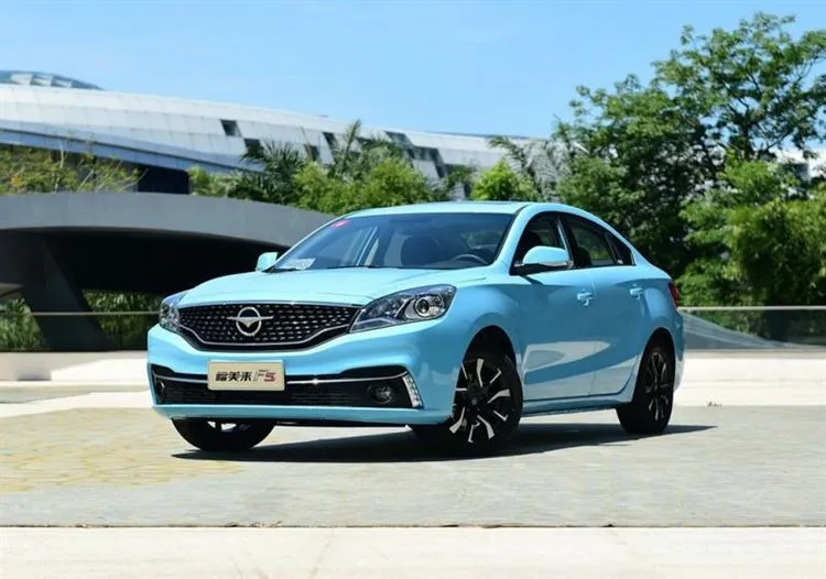 Famille Haima F5 2018 - Haima F5 berline chinoise économique