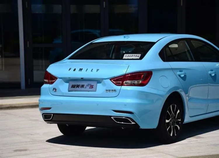 Famille Haima F5 2018 - Haima F5 berline chinoise économique