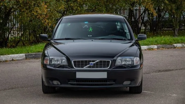 Volvo S80 I usata: ruggine della tazza pericolosa ed impianto elettrico esotico