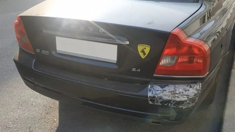Volvo S80 I usata: ruggine della tazza pericolosa ed impianto elettrico esotico