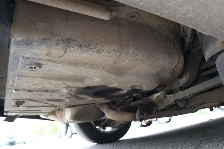 Volvo S80 I usata: ruggine della tazza pericolosa ed impianto elettrico esotico