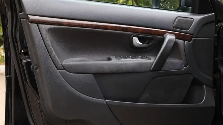 Volvo S80 I usata: ruggine della tazza pericolosa ed impianto elettrico esotico