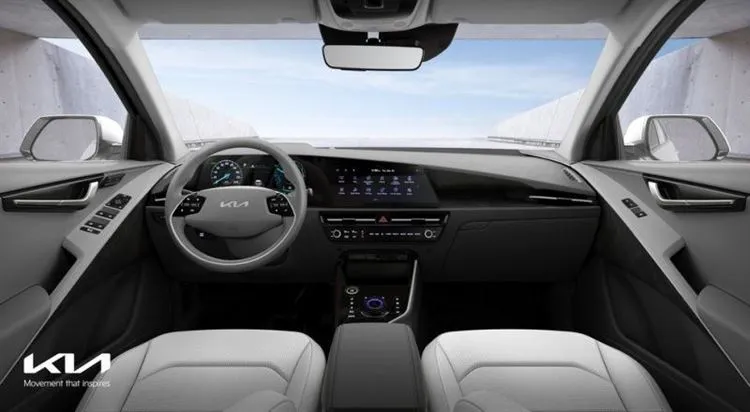 Crossover Kia Niro muutis uue põlvkonna mainet, kuid säilitas kolm paigaldust