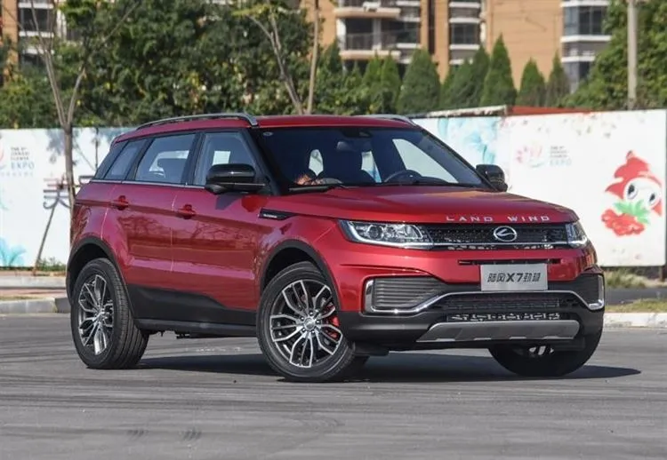 Landwind X7 vuonna 2018 – Range Rover Evoque -kloonipäivitys
