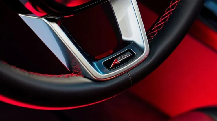 Dettagli sulla nuova Acura Integra: il motore è della Honda Civic Si, ma con un CVT nella “base”