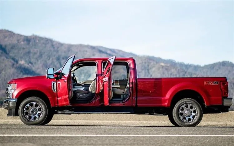 Ford F-seeria Super Duty 2020 – uuendatud raskekaalu pikapid Ford Super Duty