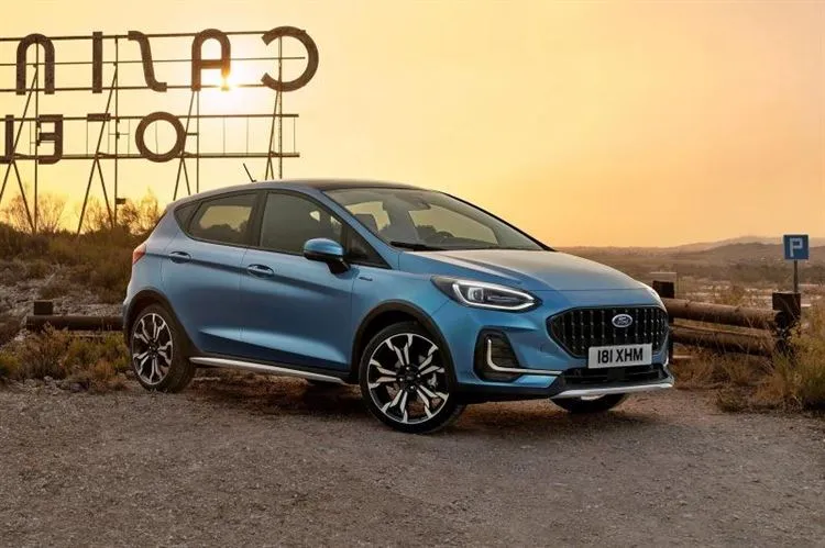 Perdita di popolarità Ford Fiesta aggiornata: design più luminoso e “ordine” digitale