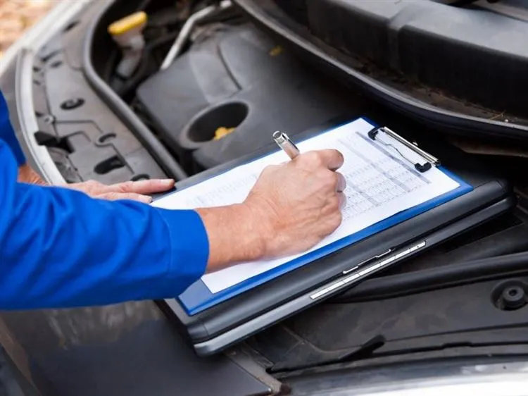 In una segnalazione sul sito, un’auto usata ha trovato una carrozzeria: perché non va sempre male e quando va molto bene