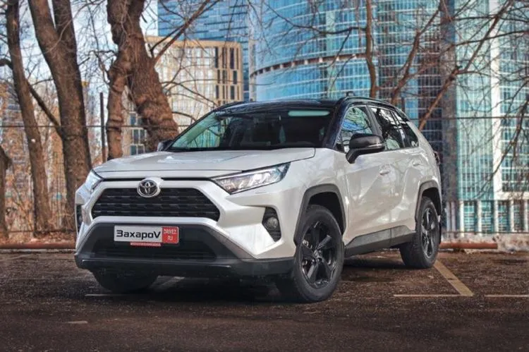 På jakt efter kvalitet hittade jag 11 minus. Provkör Toyota RAV4