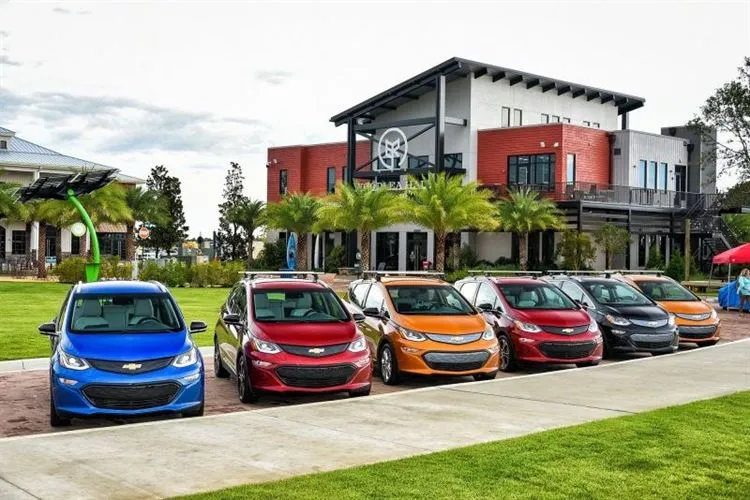 Ordine di fuoco: GM richiama tutti i bulloni Chevrolet prodotti e interrompe le loro vendite